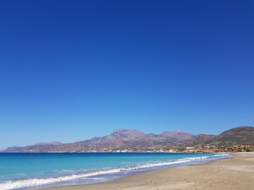 Cottage Du Soleil มากรีเยียลอส ภายนอก รูปภาพ